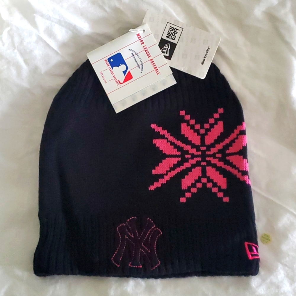 NY Yankees Beanie Hat Black & Pink NWT
